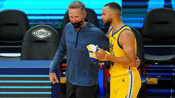 开云官网-勇士季前赛五连胜收官 夏季引援再度点燃疯狂进攻